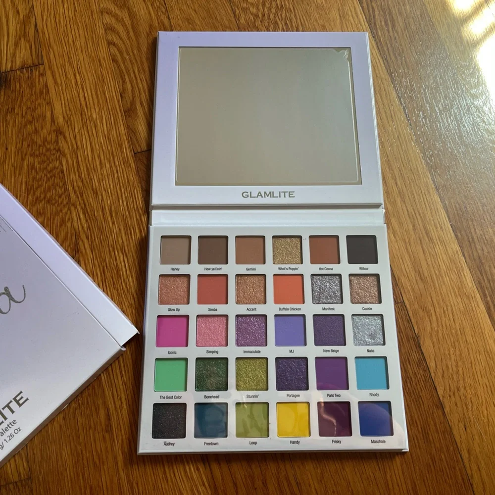 New Glamlite Mikayla 30 Color Palette Defect to Nahs